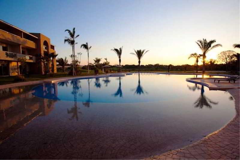 Sun Hotel Warnes Exterior photo